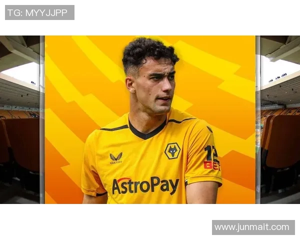 意媒报道那不勒斯右后卫马佐基或将离队三支升班马球队表达兴趣